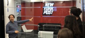 Warren Cohen of the New York Post and Hunter Journalism students.