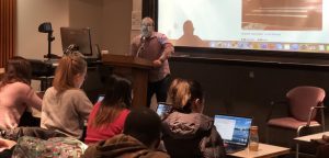 ProPublica's Eric Umansky speaking to Hunter College news literacy told students.