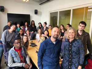 WNYC transit reporter Stephen Nessen (at center, left), hosted Hunter journalism students and Professor Sissel McCarthy (at center, right), discussing his beat and sharing tips on getting good vox pops. 